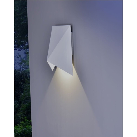 outdoor-wall-light-mantra-triax-6526-1
